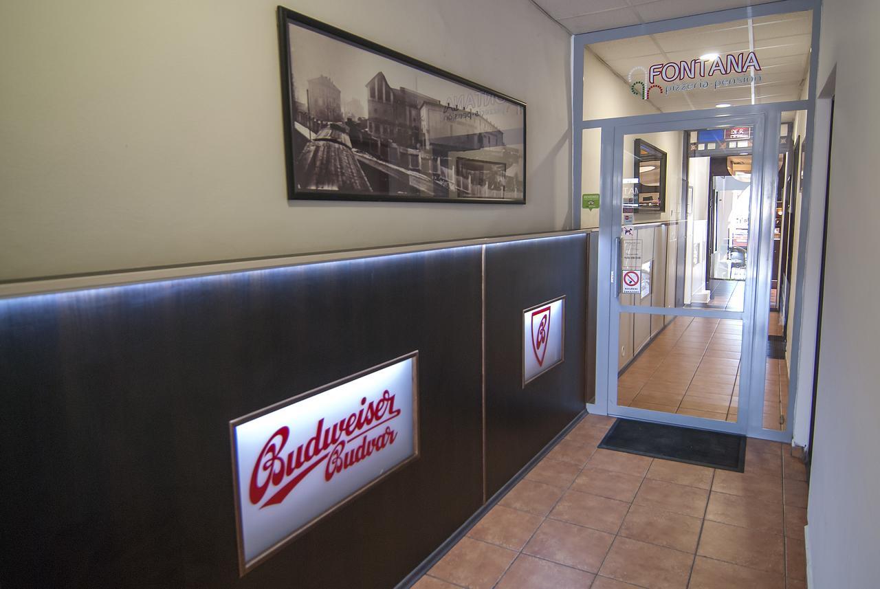 Fontana Pizzeria - Pension Ceske Budejovice Dış mekan fotoğraf