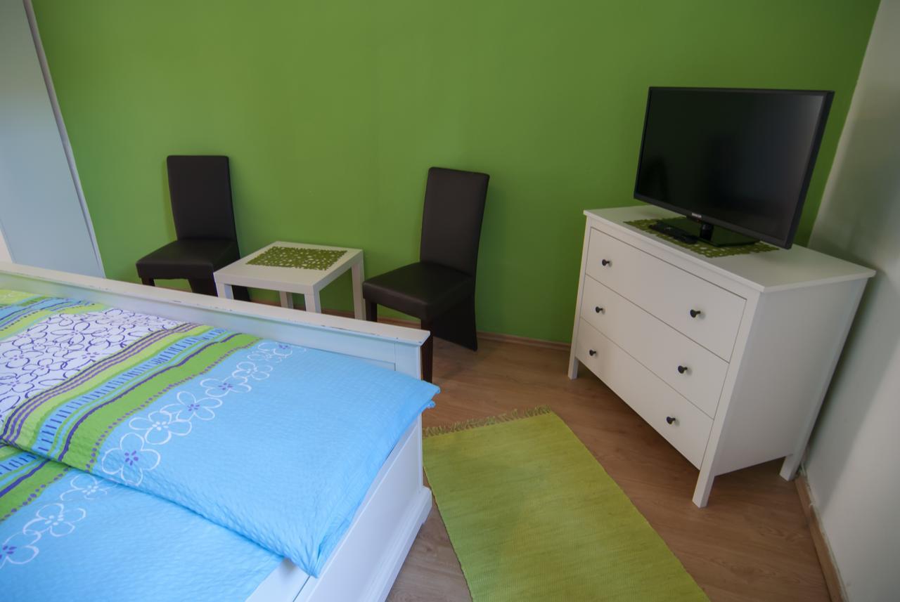 Fontana Pizzeria - Pension Ceske Budejovice Dış mekan fotoğraf