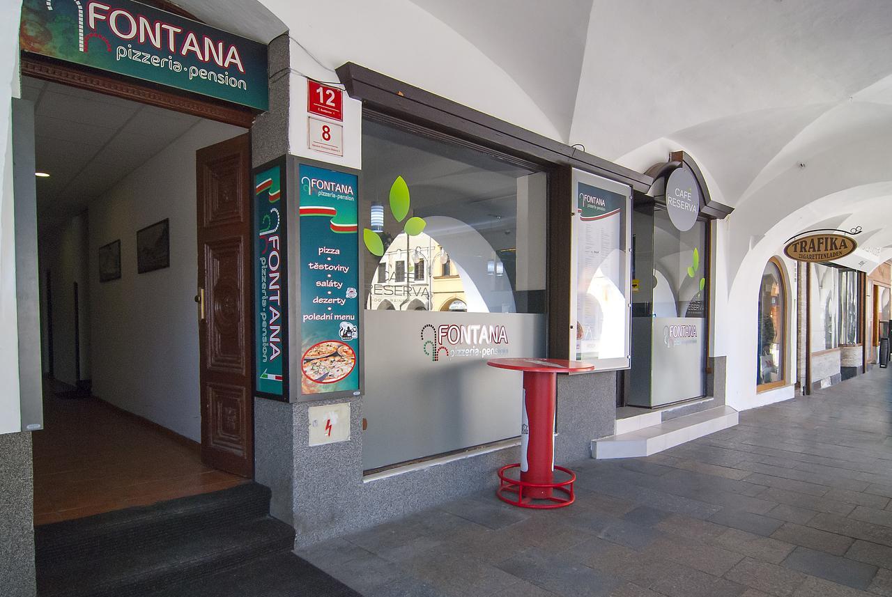 Fontana Pizzeria - Pension Ceske Budejovice Dış mekan fotoğraf